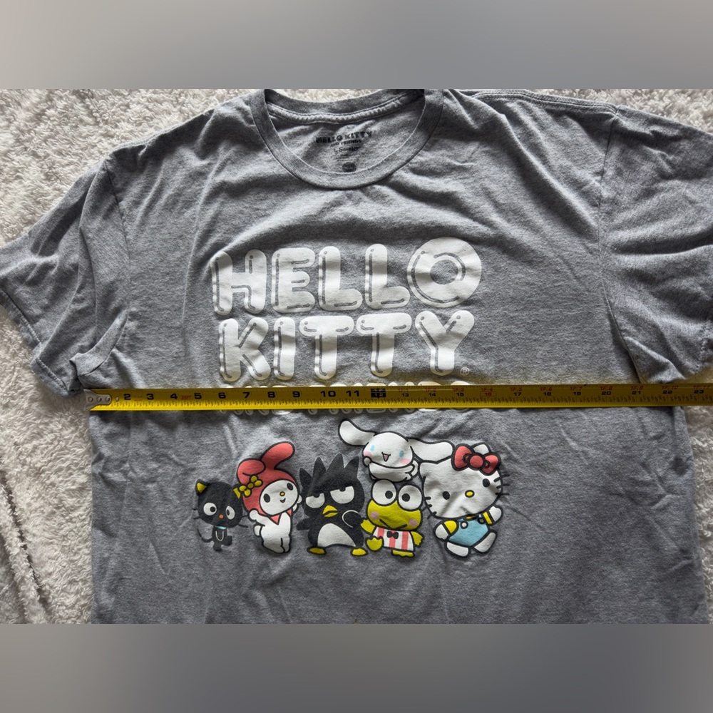 Hello Kitty and Friends Gray Graphic Tee - Picture 6 of 7